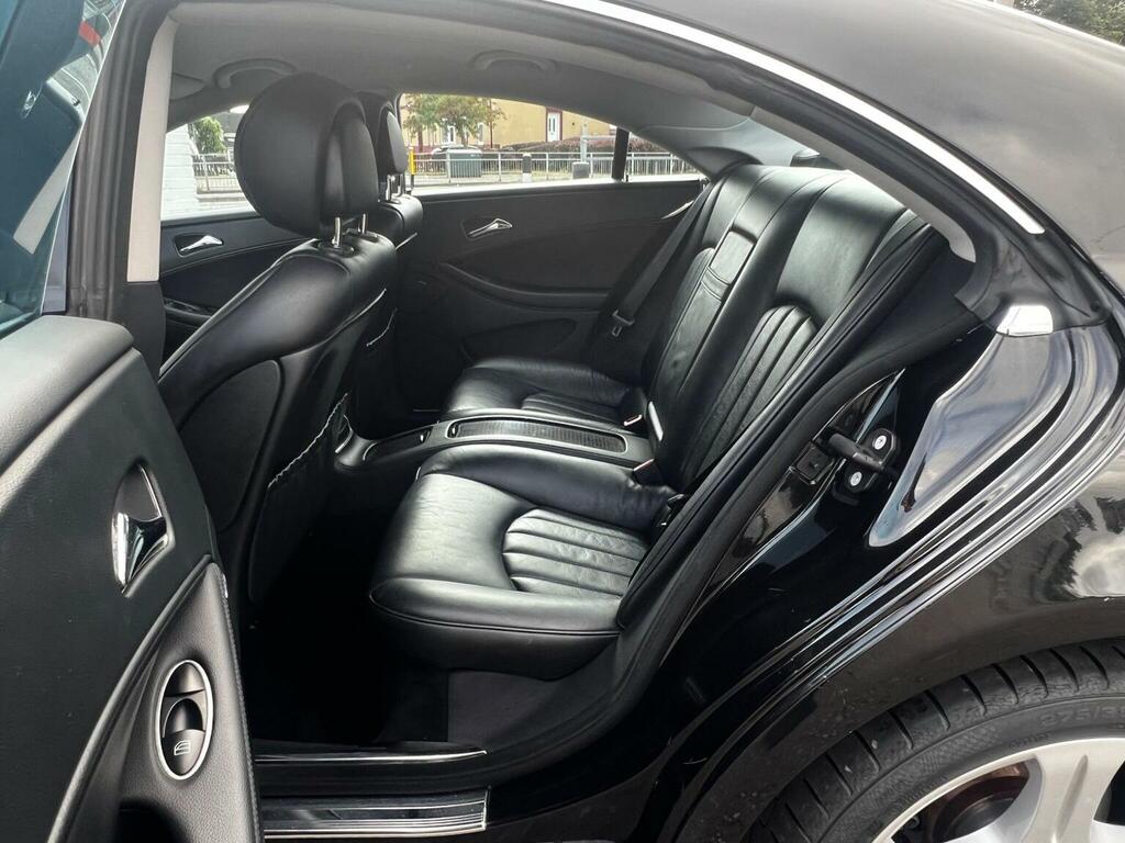 Mercedes-Benz CLS Cls500 Blue #25