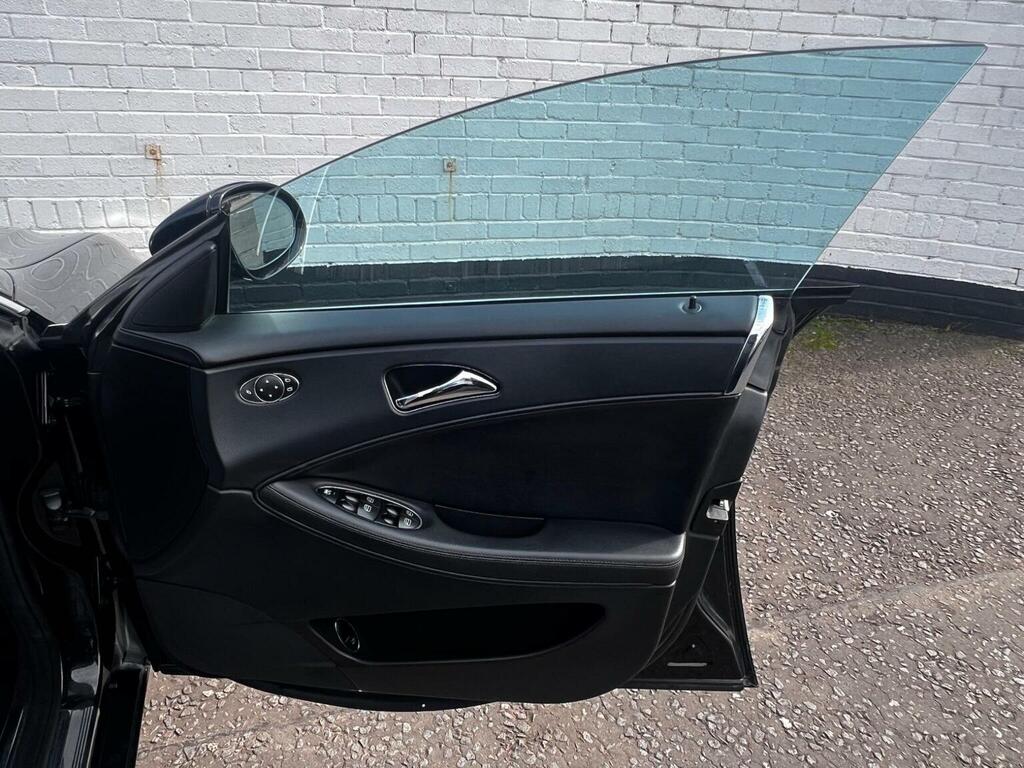 Mercedes-Benz CLS Cls500 Blue #10