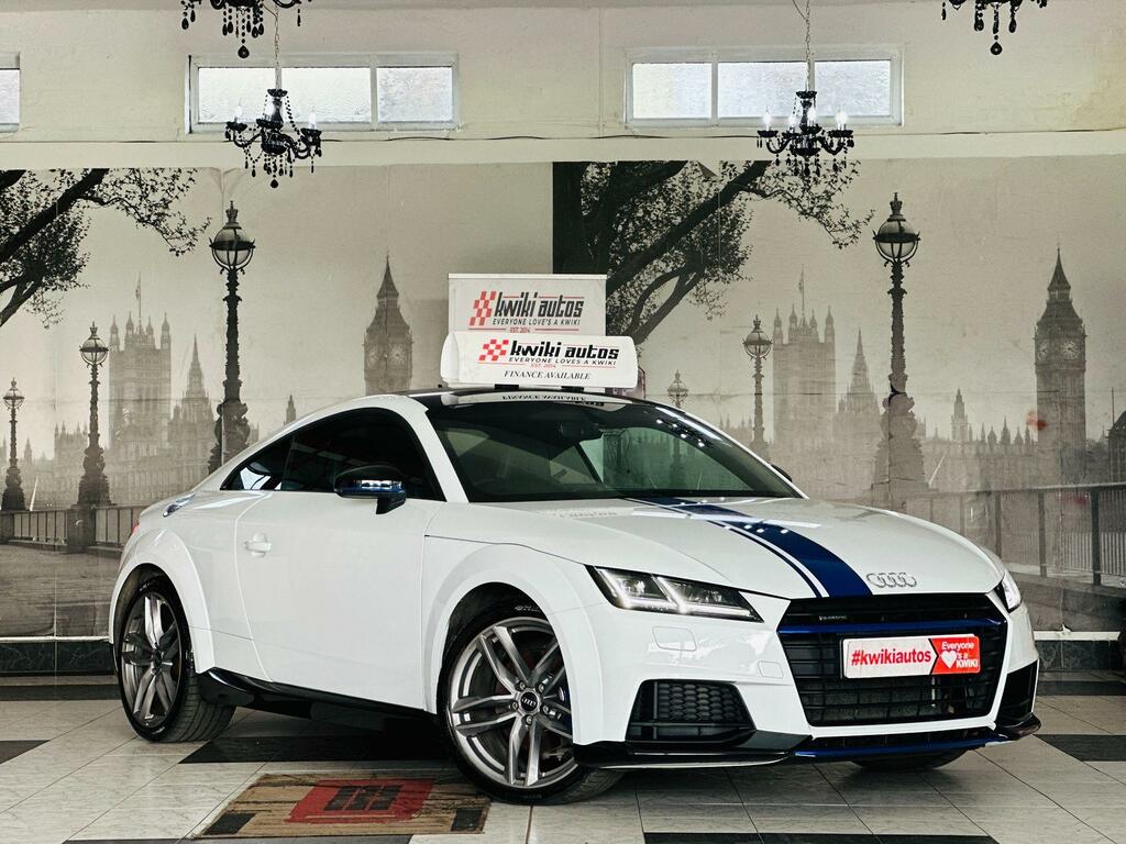 Audi TT 2.0 Tdi Black Edition Coupe White #5