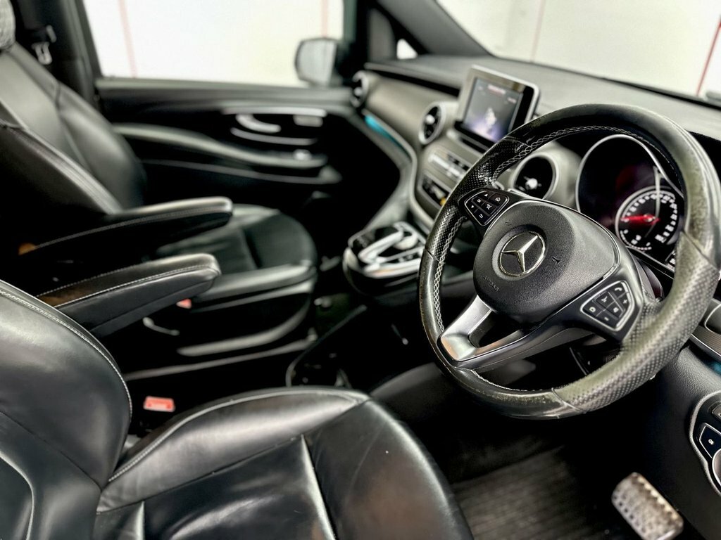 Mercedes-Benz V Class V 250 D Amg Line L Grey #18