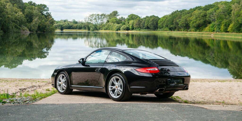 Porsche 911 3.6 997 Carrera Black #4