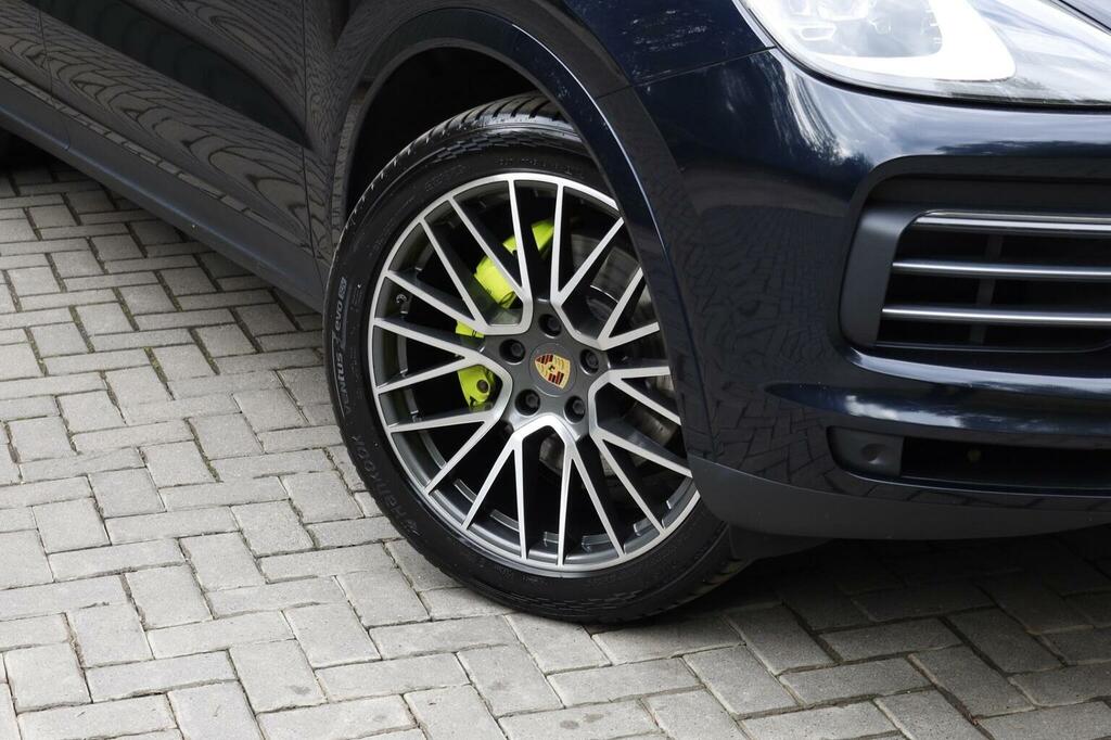 Porsche Cayenne V6 22K Spec Pan Roof Heads Up Display Black #58