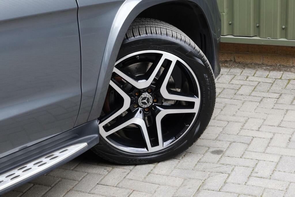 Mercedes-Benz GLS Class Gls 350 D 4Matic Amg Line White #62