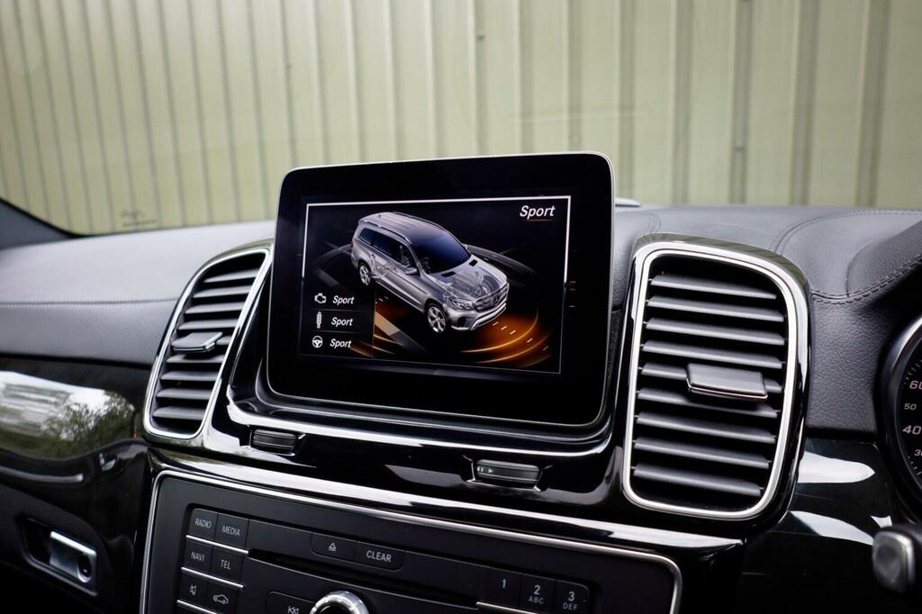Mercedes-Benz GLS Class Gls 350 D 4Matic Amg Line White #21