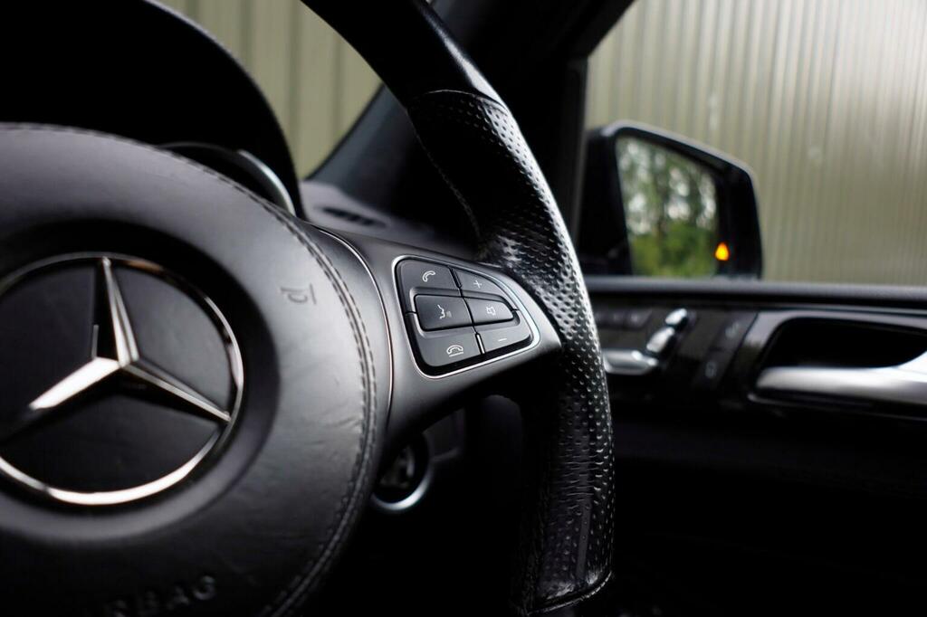 Mercedes-Benz GLS Class Gls 350 D 4Matic Amg Line White #37