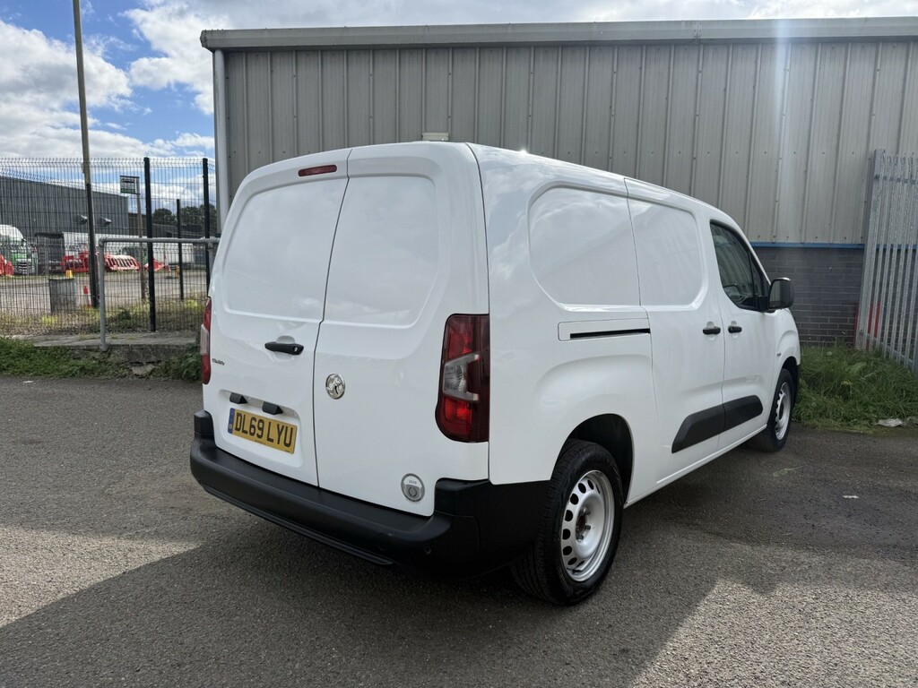 Vauxhall Combo Panel Van 1.5 Turbo D 2300 Edition 2020 White #5