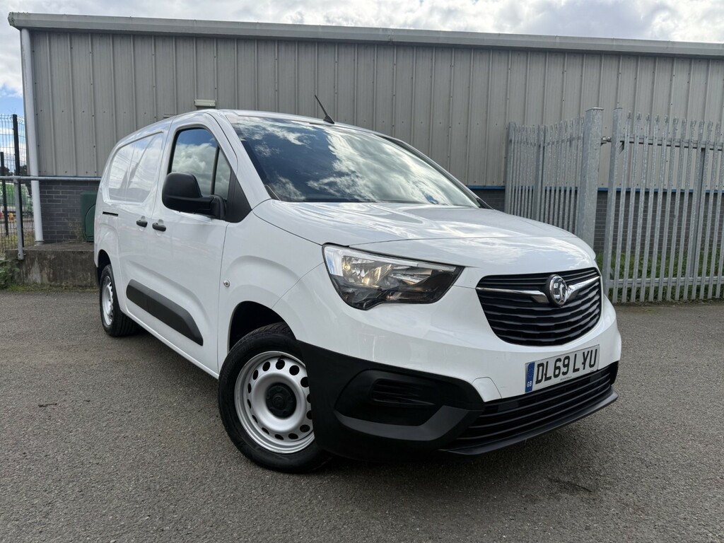 Vauxhall Combo Panel Van 1.5 Turbo D 2300 Edition 2020 White