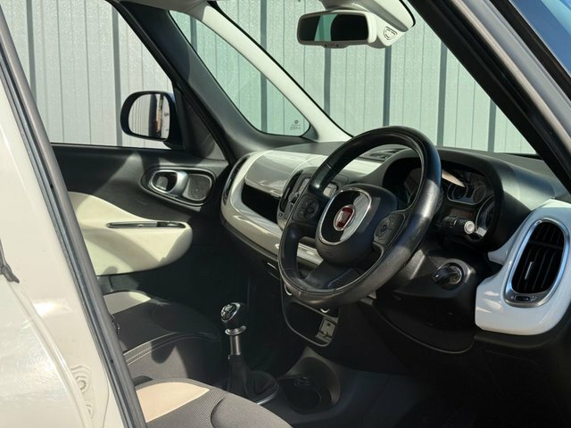 Fiat 500L 1.6 Multijet Mpv White #5