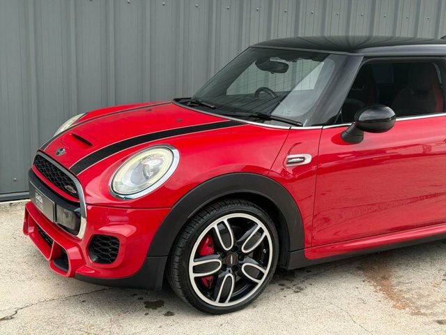 Mini Hatch 1.2 One White #29