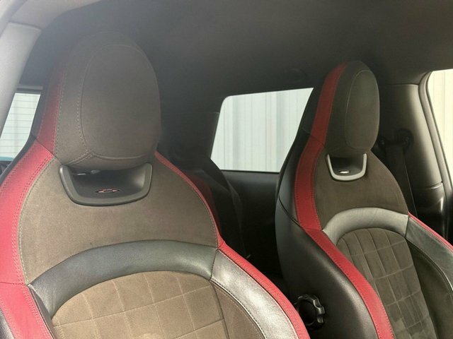 Mini Hatch 1.2 One White #16