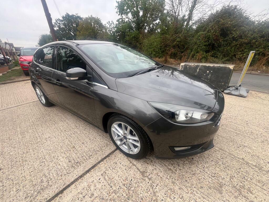Ford Focus 1.6 Zetec Powershift Euro 6 Grey