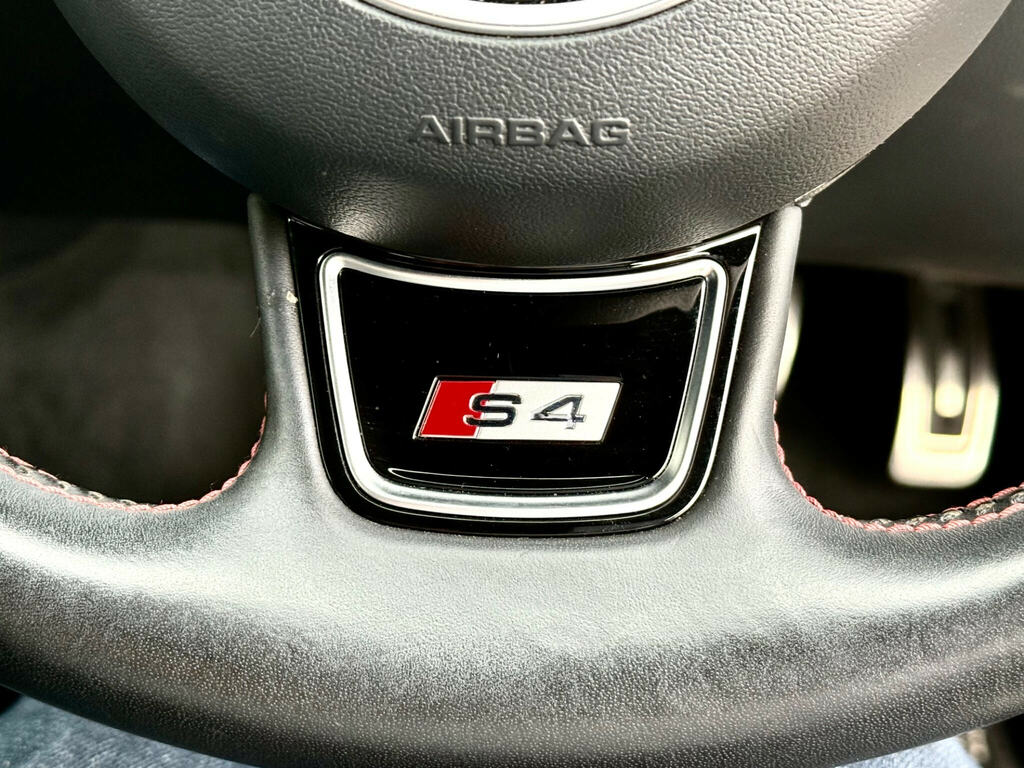 Audi S4 Avant 3.0 Tfsi V6 Black Edition S Tronic Quattro E Black #43