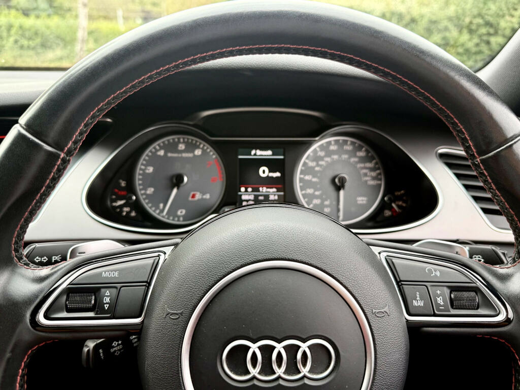 Audi S4 Avant 3.0 Tfsi V6 Black Edition S Tronic Quattro E Black #26