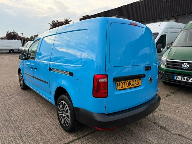 Volkswagen Caddy Maxi 2.0 Tdi C20 Bluemotion Blue #3