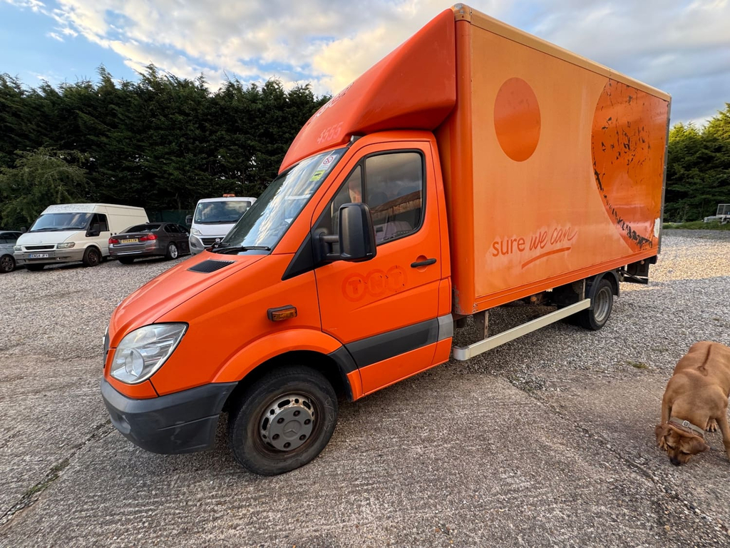 Mercedes-Benz Sprinter Lwb Luton Van Orange #4