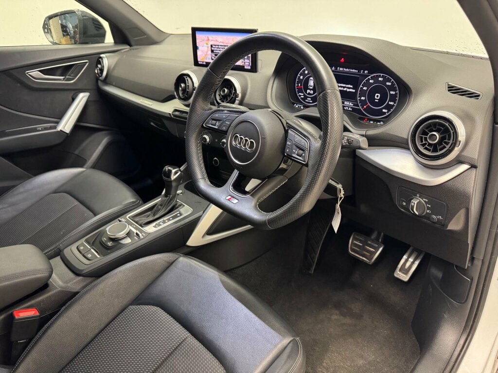 Audi Q2 1.5 Tfsi Cod 35 Black Edition S Tronic Euro 6 Ss White #6