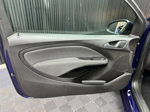 Vauxhall Adam Vauxhall Adam 1.2I Energised Hatchback Petr... Black #35