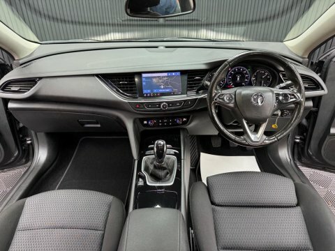 Vauxhall Insignia 1.5 Turbo D Grey #4