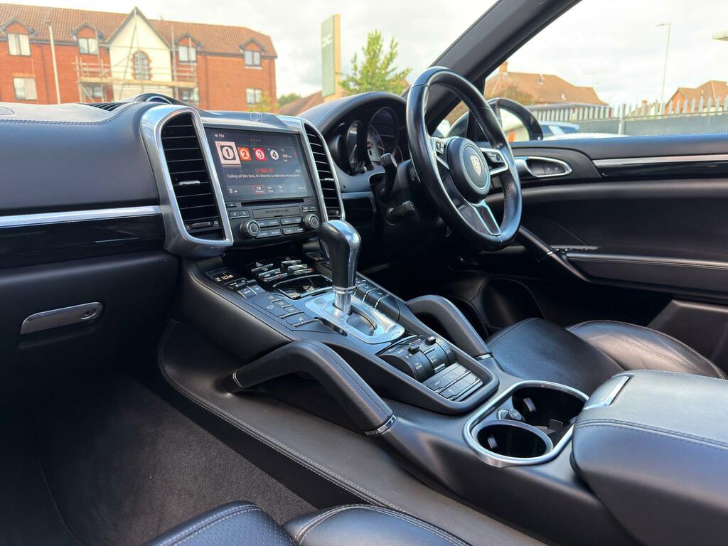 Porsche Cayenne 4.2 Td V8 S Platinum Edition Tiptronics 4Wd Euro 6 Black #2