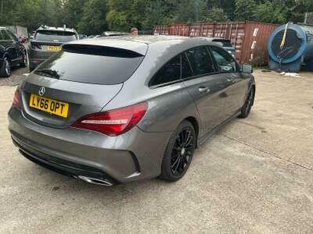 Mercedes-Benz CLA Class Cla 180 Amg Line Silver #3