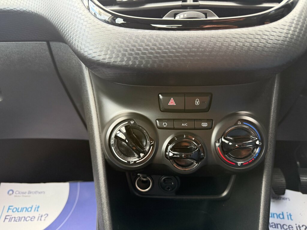 Peugeot 208 1.6 Bluehdi Active White #13