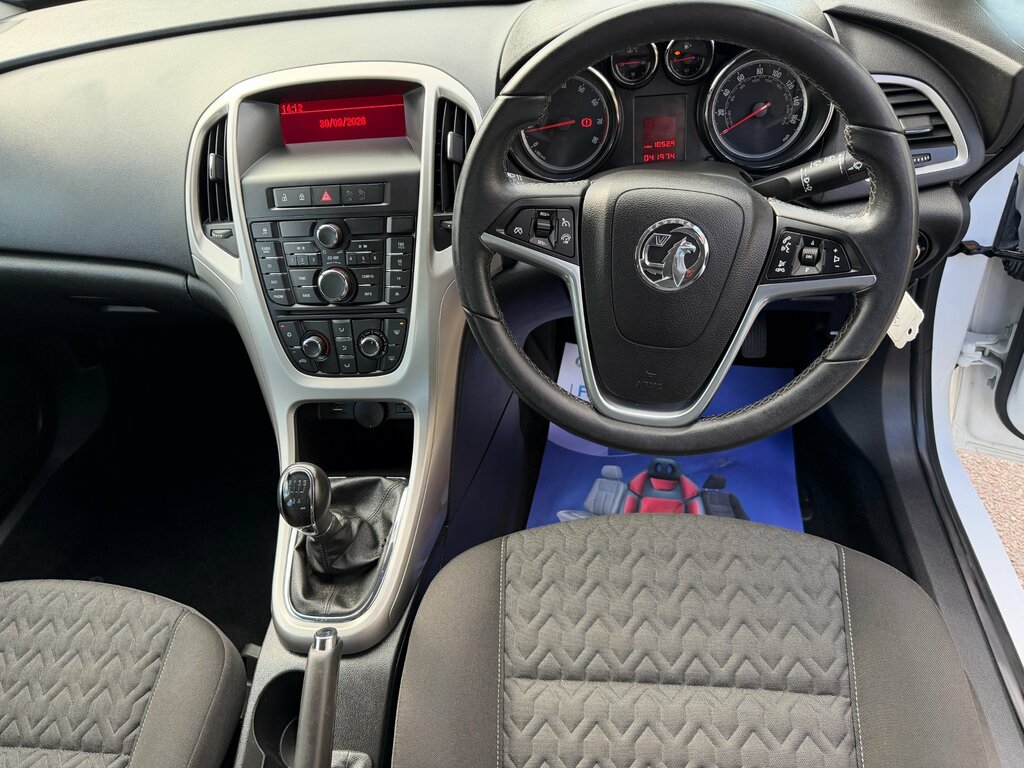 Vauxhall Astra 2.0 Astra Vxr White #15