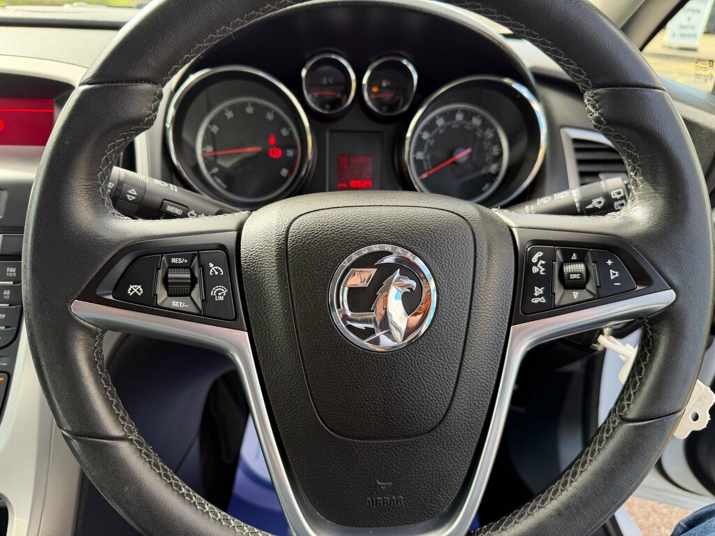 Vauxhall Astra 2.0 Astra Vxr White #19