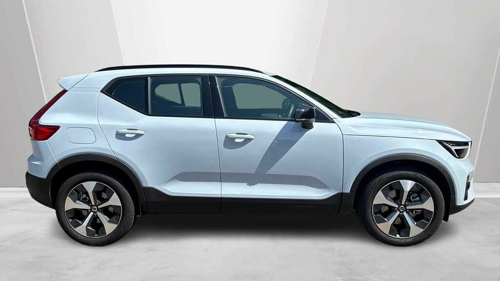Volvo XC40 Plus, B4 Mild Hybrid, Power Tailgate - Bli GF26KUU Blue #3
