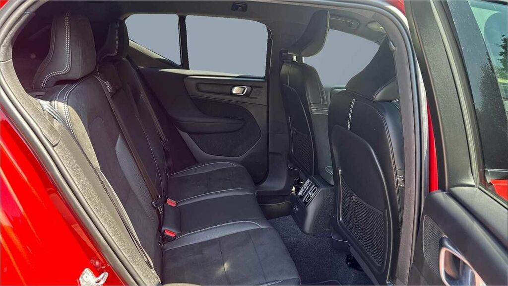 Volvo XC40 Recharge R-design Pro, T5 20 Alloys - Sensus Nav Red #6