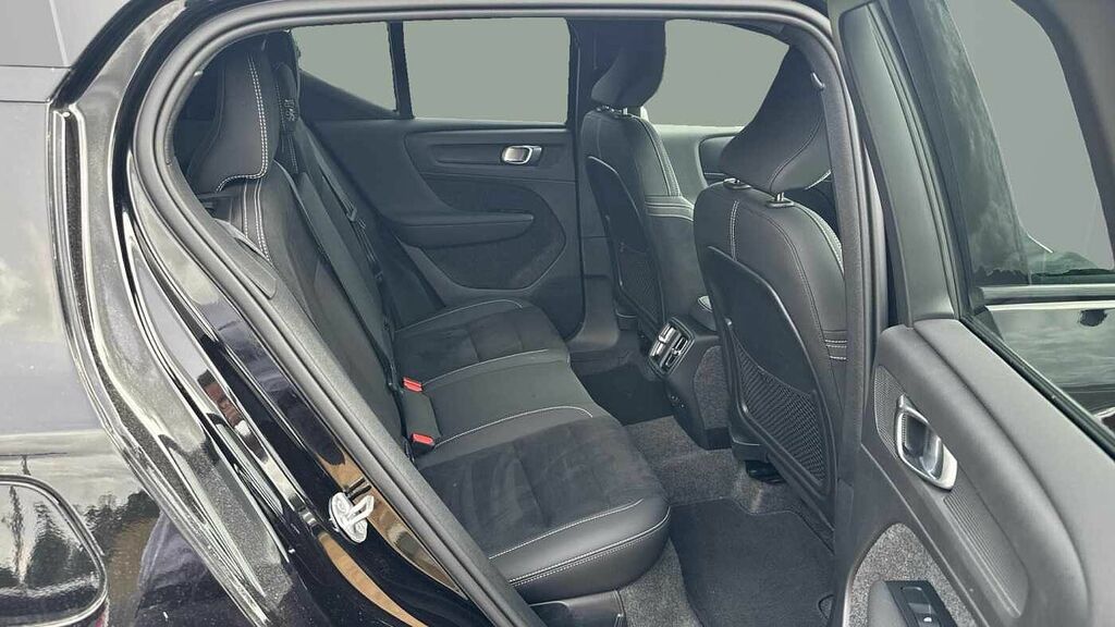 Volvo XC40 Black Edition Plus, B4 Mild Hybrid, Black #6