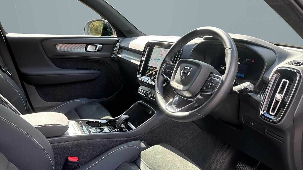 Volvo XC40 Plus, B4 Awd Mild Hybrid, - Roof Rai Silver #4