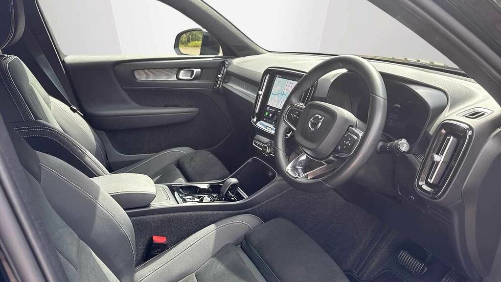 Volvo XC40 Plus, B3 Mild Hybrid, 360 Cam - Google - P Black #4