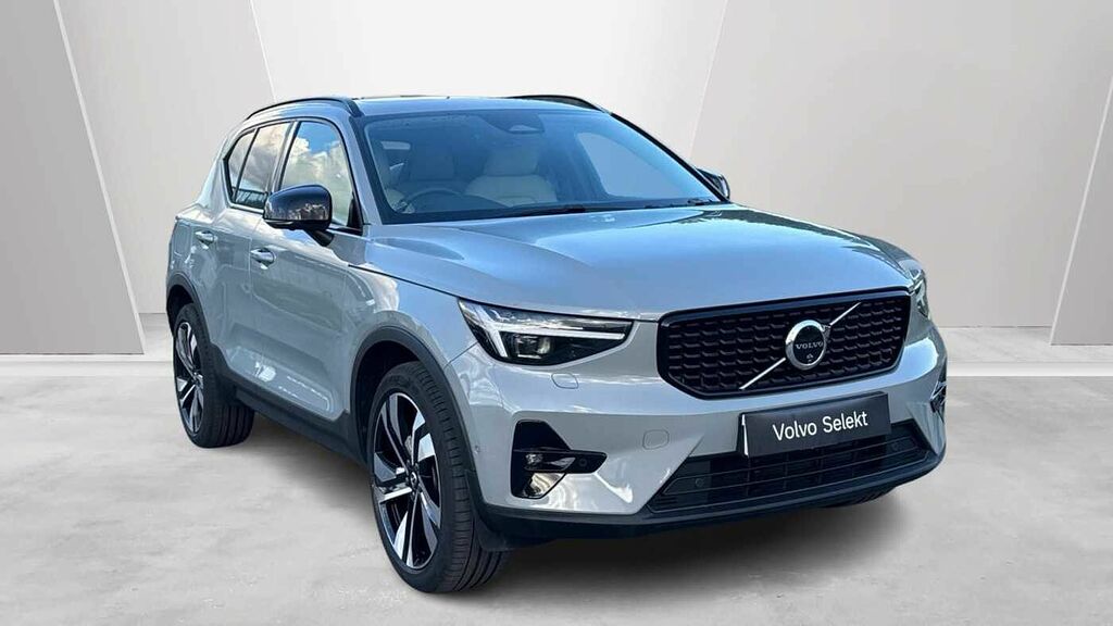 Volvo XC40 Ultimate, B3 Mild Hybrid, Dark Grey
