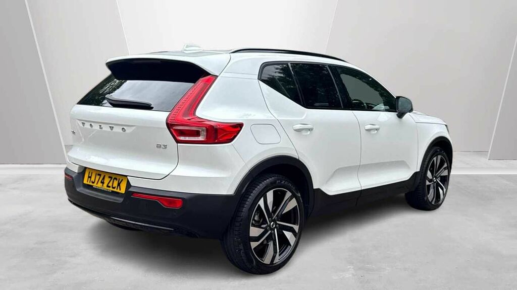 Volvo XC40 Ultra, B3 Mild Hybrid, 20 Alloys - Cruise White #2