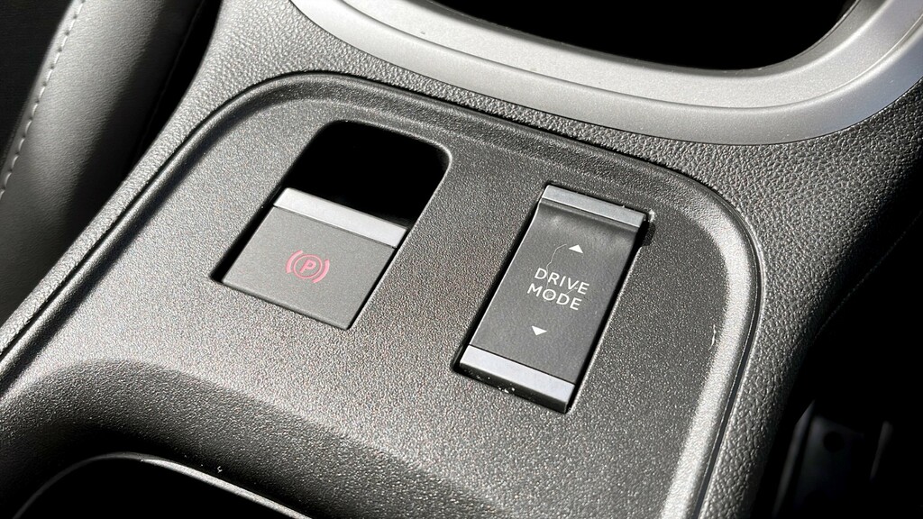 Jeep Avenger 1.2 E-hybrid Summit Dct White #27