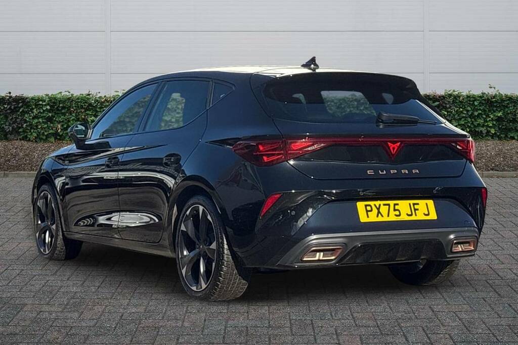 Cupra Leon 1.5 Ehybrid 204 V1 Dsg Black #5