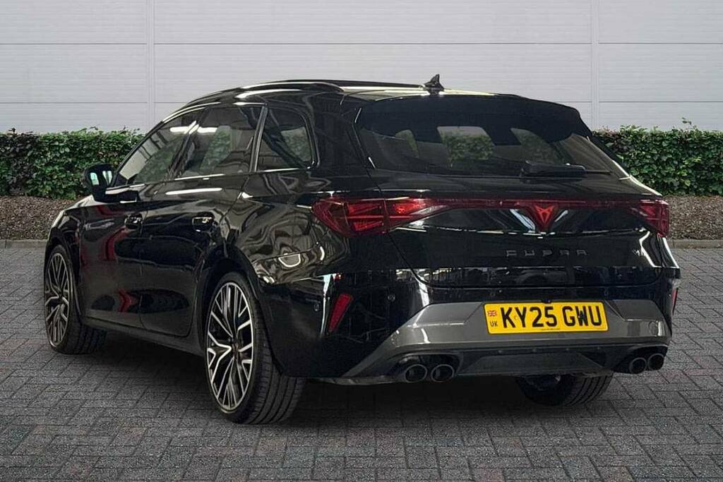 Cupra Leon 2.0 Tsi 333 Vz2 Dsg 4Drive Black #3