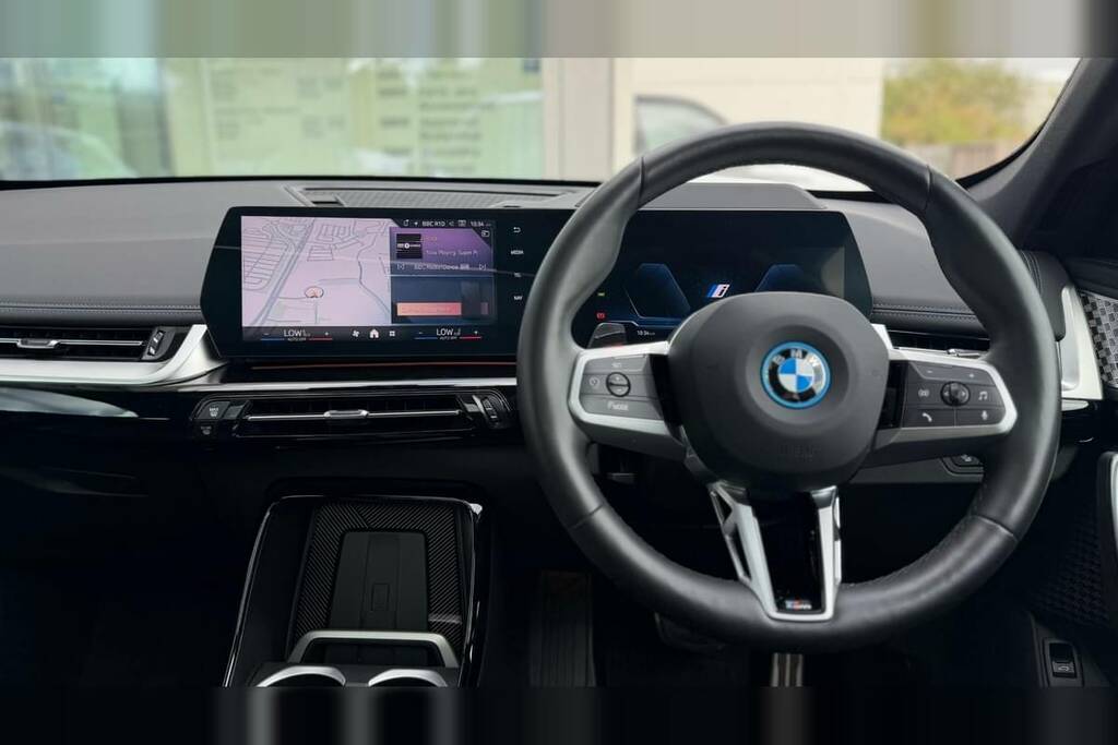 BMW iX1 150Kw Edrive20 M Sport 65Kwh Blue #6