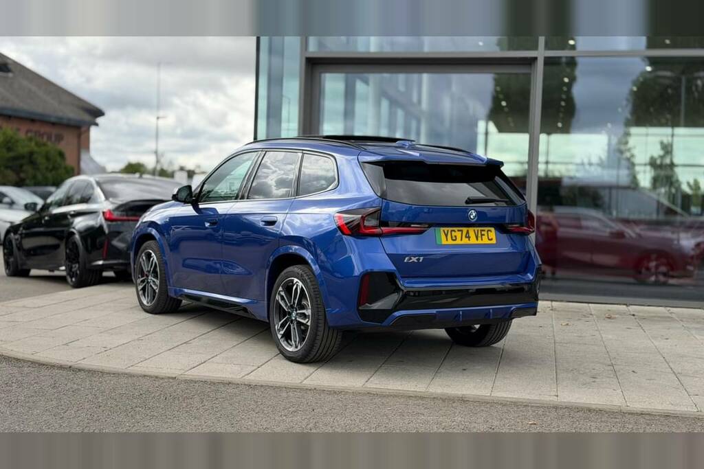 BMW iX1 150Kw Edrive20 M Sport 65Kwh Blue #2