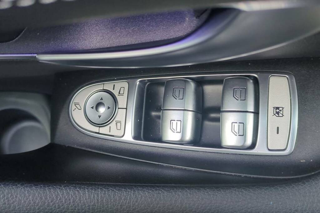 Mercedes-Benz E Class E220d Amg Line Night Edition Prem 9G-tronic Black #6