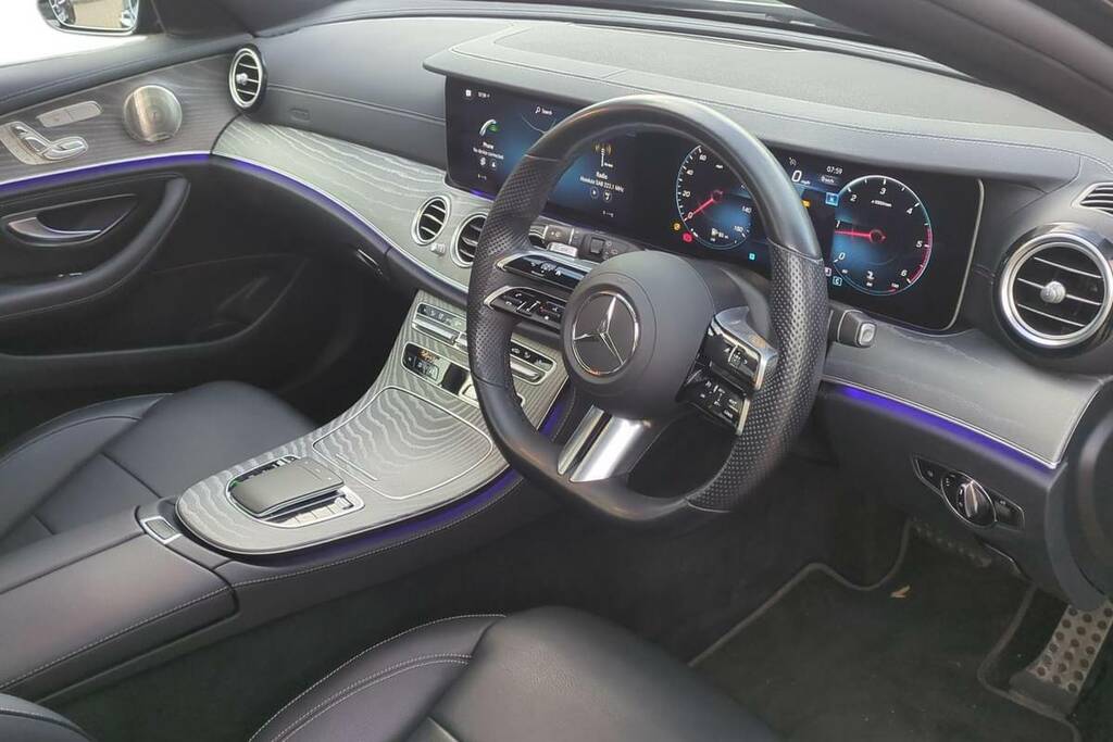 Mercedes-Benz E Class E220d Amg Line Night Edition Prem 9G-tronic Black #4