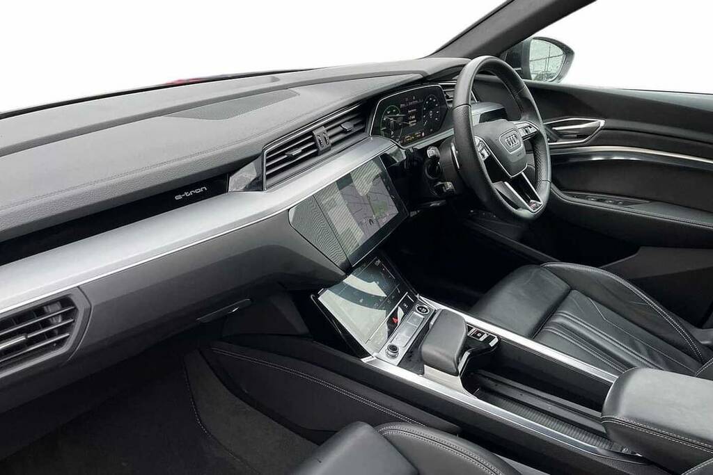 Audi Q8 e tron 300Kw 55 Quattro 114Kwh S Line NA23CBF Black #2