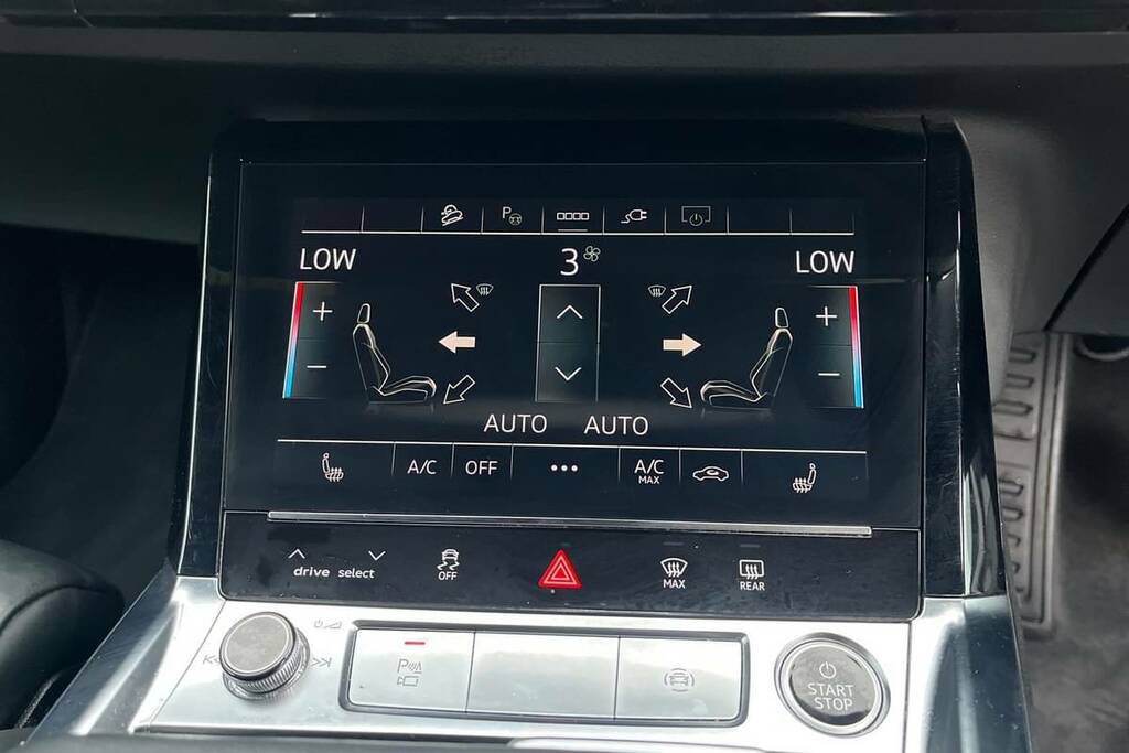 Audi Q8 e tron 300Kw 55 Quattro 114Kwh S Line NA23CBF Black #5