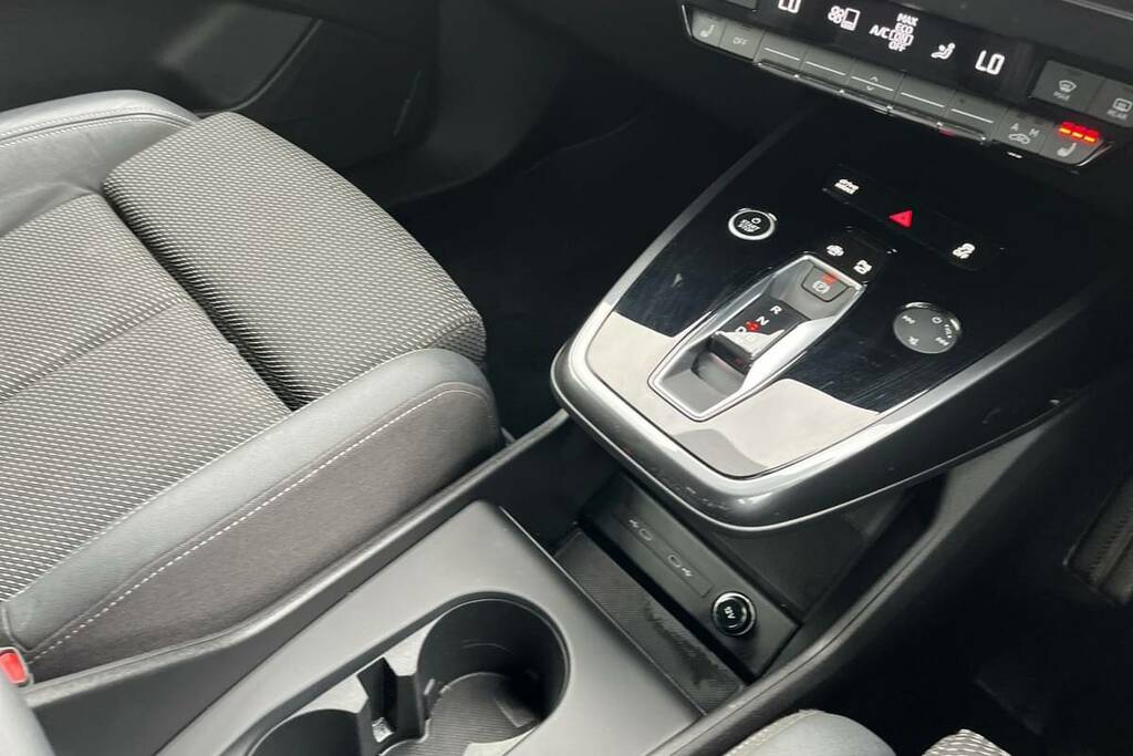 Audi Q4 E Tron 125Kw 35 55Kwh S Line White #5