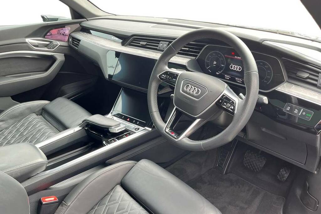 Audi E-tron 300Kw 55 Quattro 95Kwh Vorsprung Grey #3