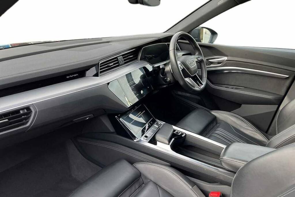Audi Q8 e tron 300Kw 55 Quattro 114Kwh S Line Grey #2