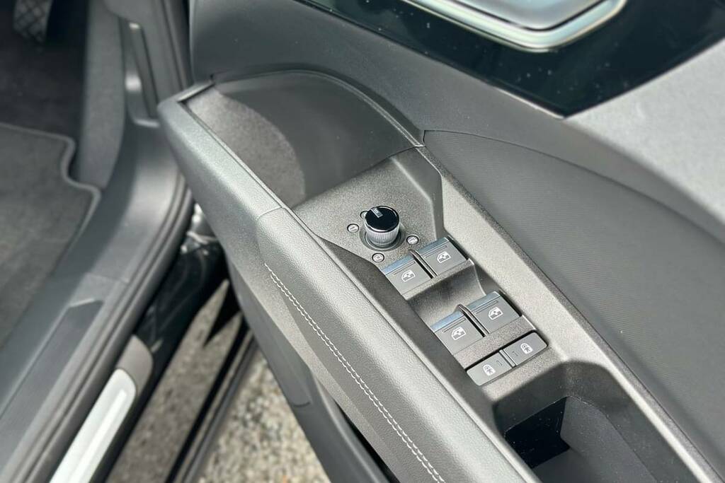 Audi Q4 E Tron 150Kw 40 63Kwh Sport Leather Black #5