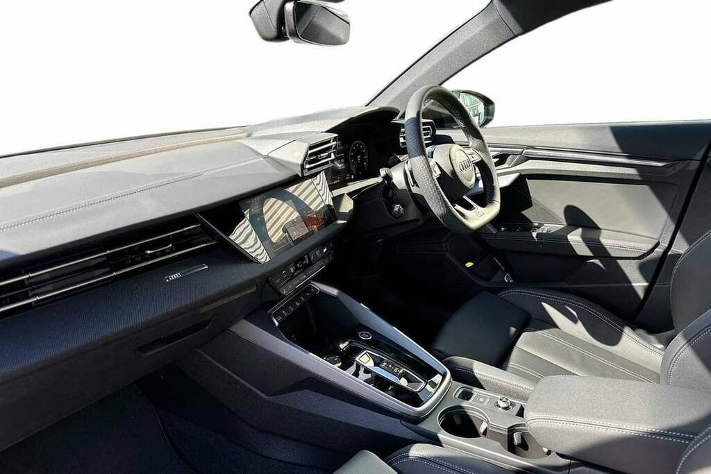 Audi A3 2.0 Tdi 150 Black Edition S Tronic Black #2