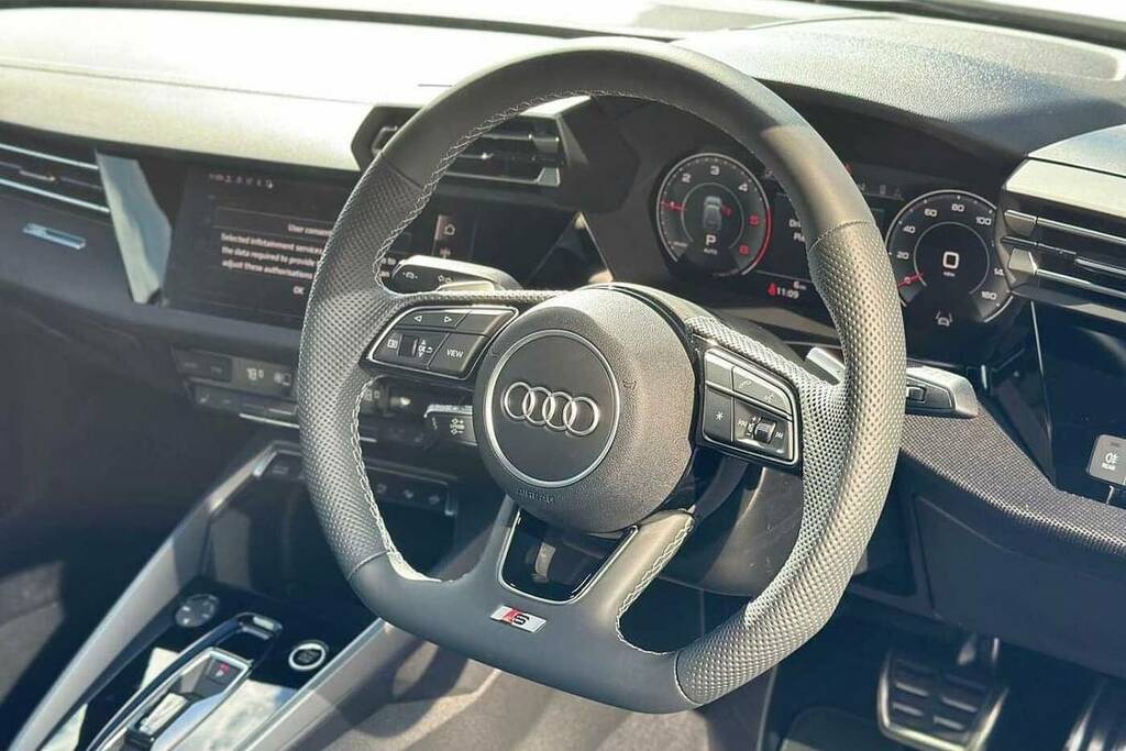 Audi A3 2.0 Tdi 150 Black Edition S Tronic Black #6