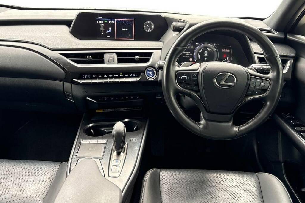 Lexus UX 300E 150Kw 54.3 Kwh E-cvt Black #6